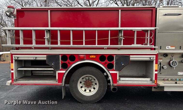 image for item EV3389 2004 American Lafrance Eagle pumper fire truck