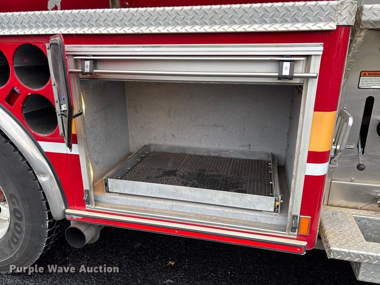 image for item EV3389 2004 American Lafrance Eagle pumper fire truck