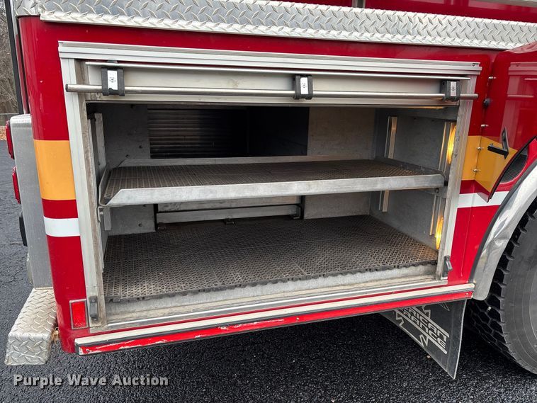 image for item EV3389 2004 American Lafrance Eagle pumper fire truck