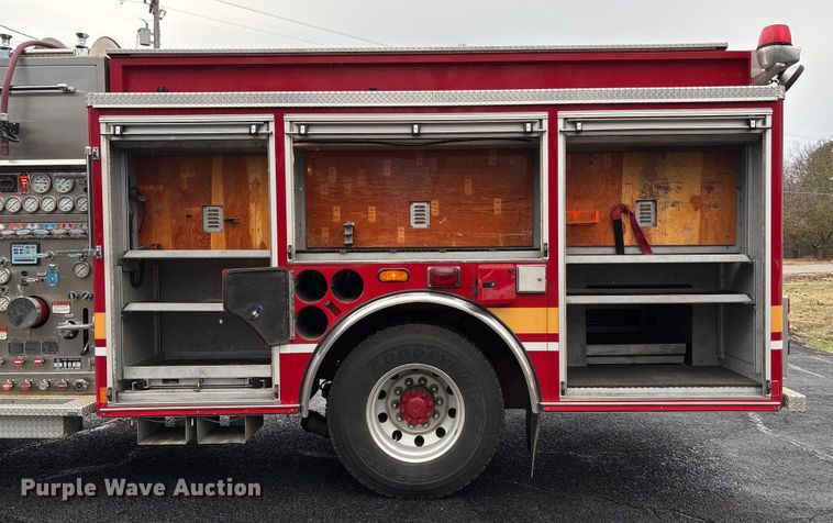 image for item EV3389 2004 American Lafrance Eagle pumper fire truck