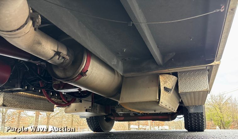 image for item EV3389 2004 American Lafrance Eagle pumper fire truck