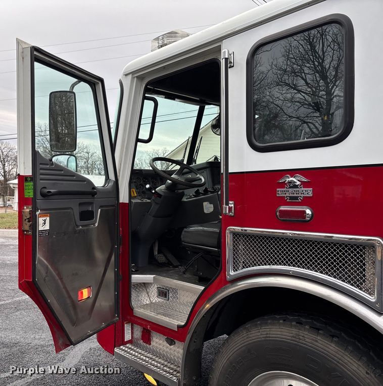 image for item EV3389 2004 American Lafrance Eagle pumper fire truck