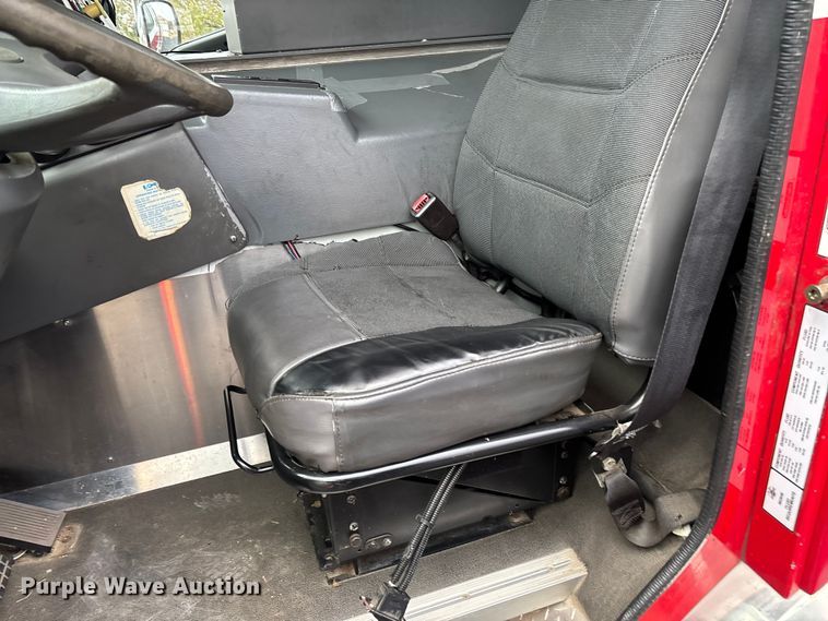 image for item EV3389 2004 American Lafrance Eagle pumper fire truck