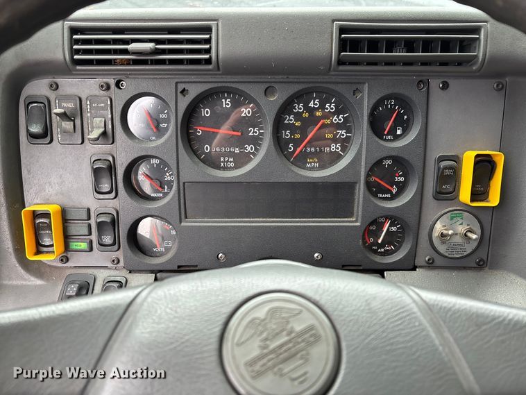 image for item EV3389 2004 American Lafrance Eagle pumper fire truck