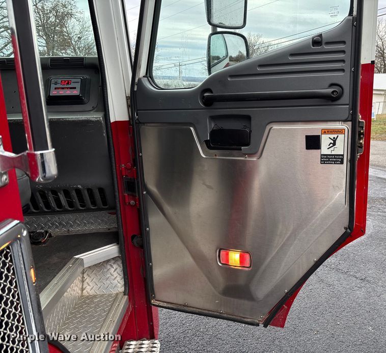 image for item EV3389 2004 American Lafrance Eagle pumper fire truck