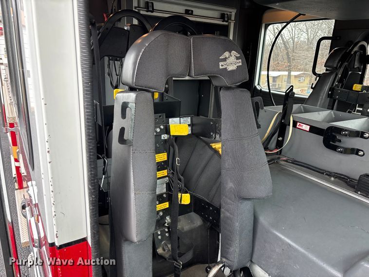 image for item EV3389 2004 American Lafrance Eagle pumper fire truck