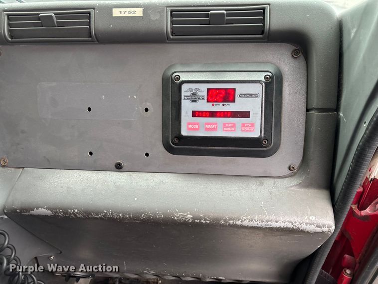 image for item EV3389 2004 American Lafrance Eagle pumper fire truck