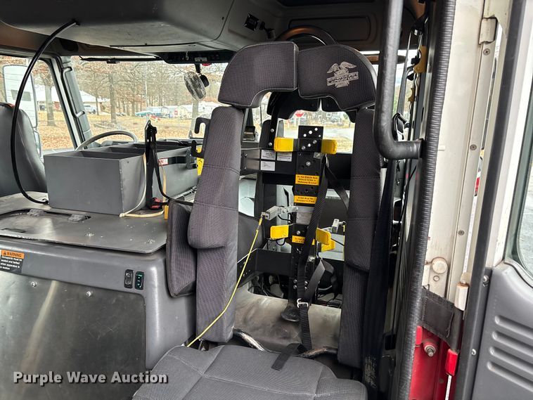 image for item EV3389 2004 American Lafrance Eagle pumper fire truck