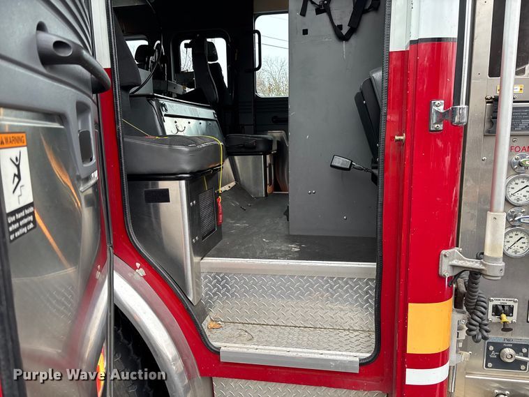 image for item EV3389 2004 American Lafrance Eagle pumper fire truck