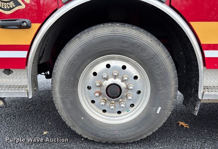 image for item EV3389 2004 American Lafrance Eagle pumper fire truck