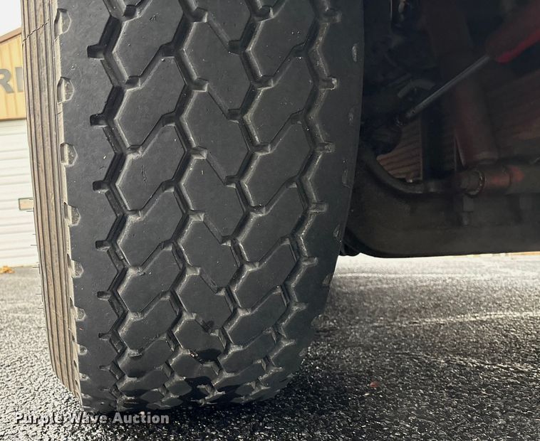 image for item EV3389 2004 American Lafrance Eagle pumper fire truck