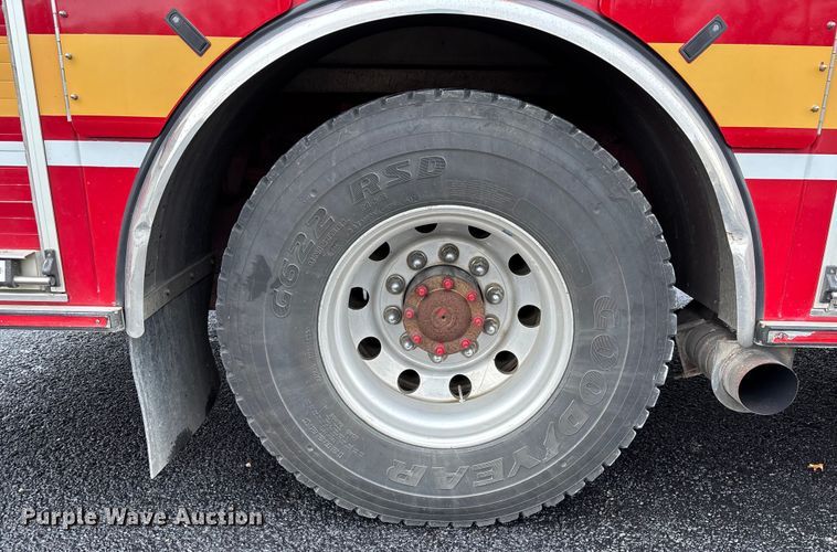 image for item EV3389 2004 American Lafrance Eagle pumper fire truck