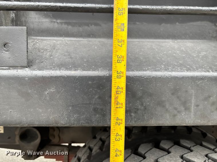 image for item EV3489 2002 Ford F650 dump truck