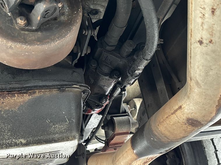 image for item EV3489 2002 Ford F650 dump truck