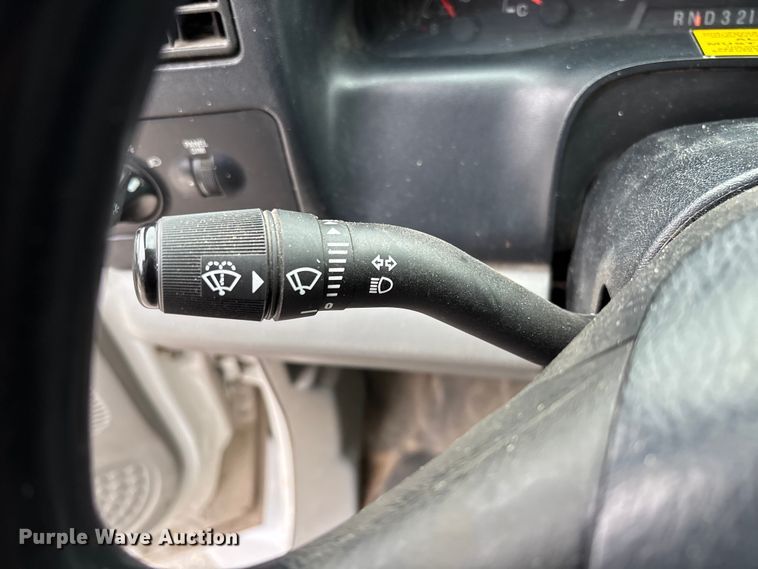 image for item EV3489 2002 Ford F650 dump truck