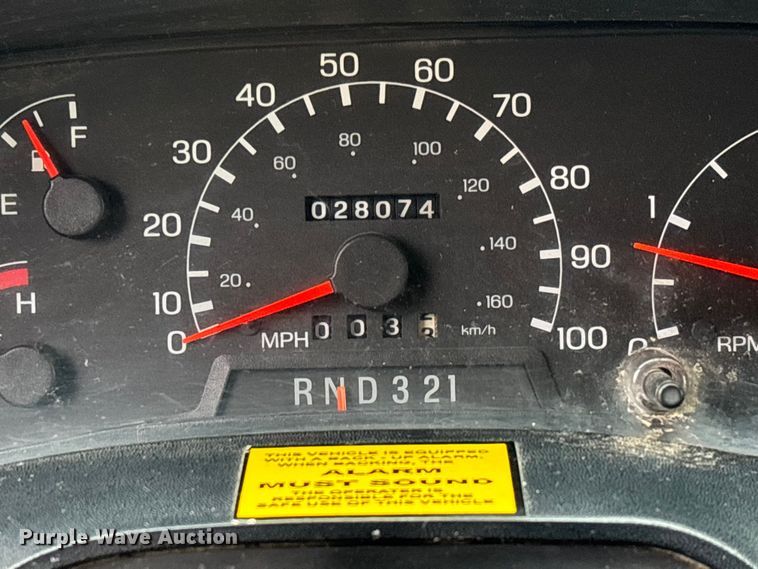 image for item EV3489 2002 Ford F650 dump truck