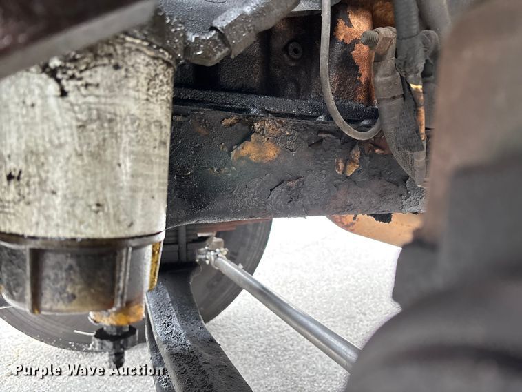 image for item EV3489 2002 Ford F650 dump truck