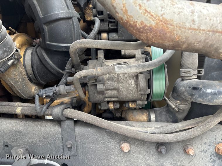 image for item EV3489 2002 Ford F650 dump truck