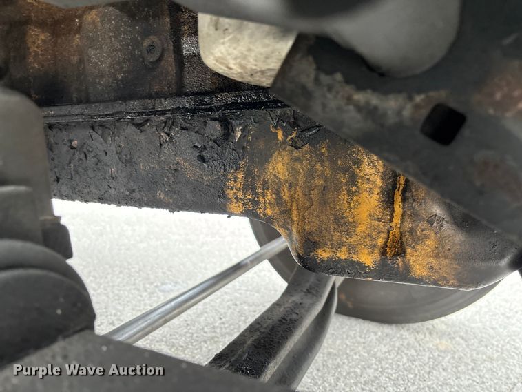 image for item EV3489 2002 Ford F650 dump truck