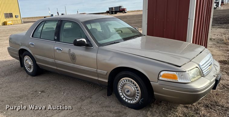 image for item FB0509 2002 Ford Crown Victoria Police Interceptor 