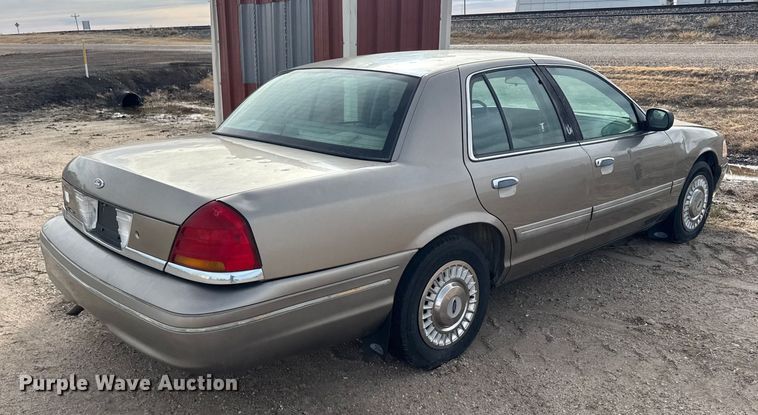 image for item FB0509 2002 Ford Crown Victoria Police Interceptor 