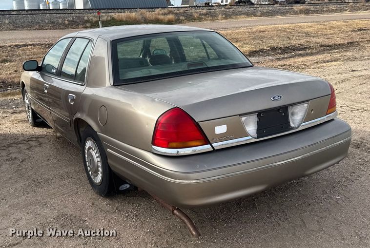 image for item FB0509 2002 Ford Crown Victoria Police Interceptor 