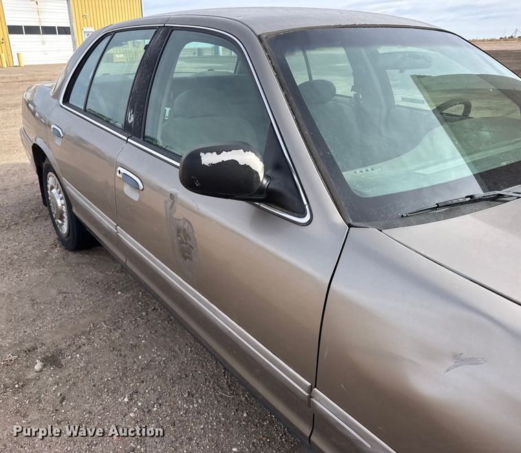 image for item FB0509 2002 Ford Crown Victoria Police Interceptor 