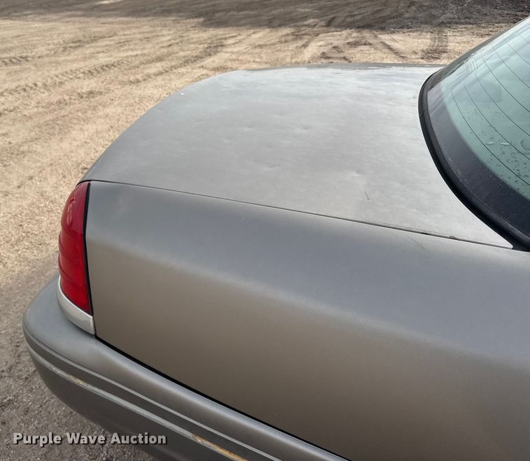 image for item FB0509 2002 Ford Crown Victoria Police Interceptor 