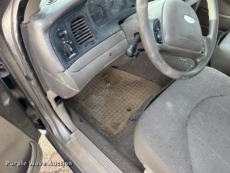 image for item FB0509 2002 Ford Crown Victoria Police Interceptor 