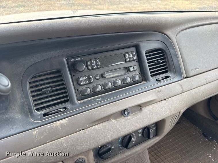 image for item FB0509 2002 Ford Crown Victoria Police Interceptor 