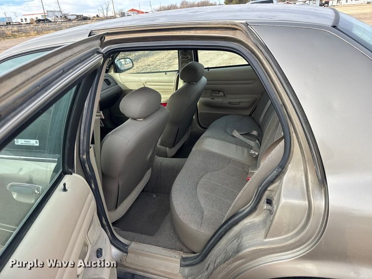 image for item FB0509 2002 Ford Crown Victoria Police Interceptor 