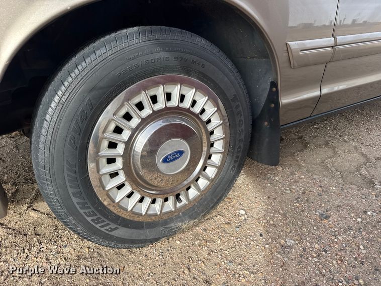 image for item FB0509 2002 Ford Crown Victoria Police Interceptor 