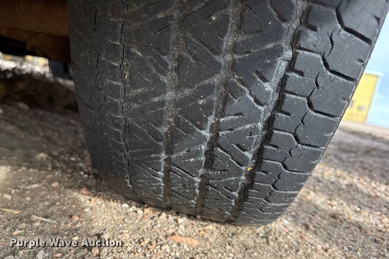 image for item FB0509 2002 Ford Crown Victoria Police Interceptor 