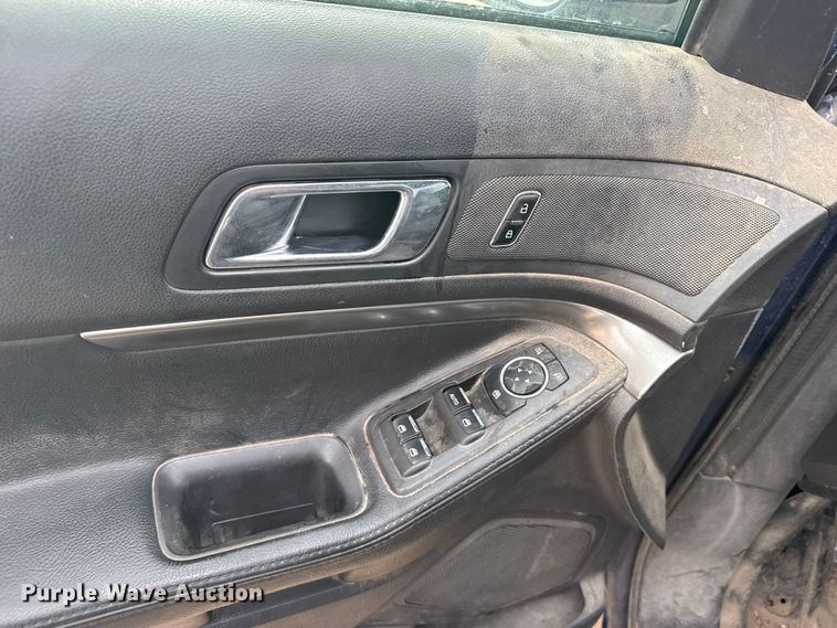 image for item FB0511 2013 Ford Explorer Police SUV