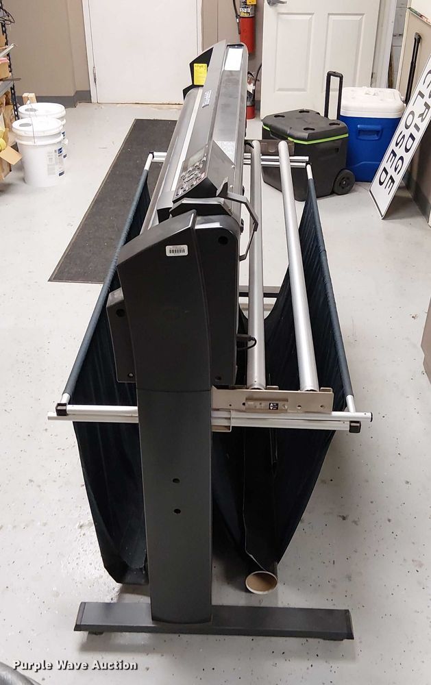 image for item FB4520 Graphtec FC8600-130 cutting plotter