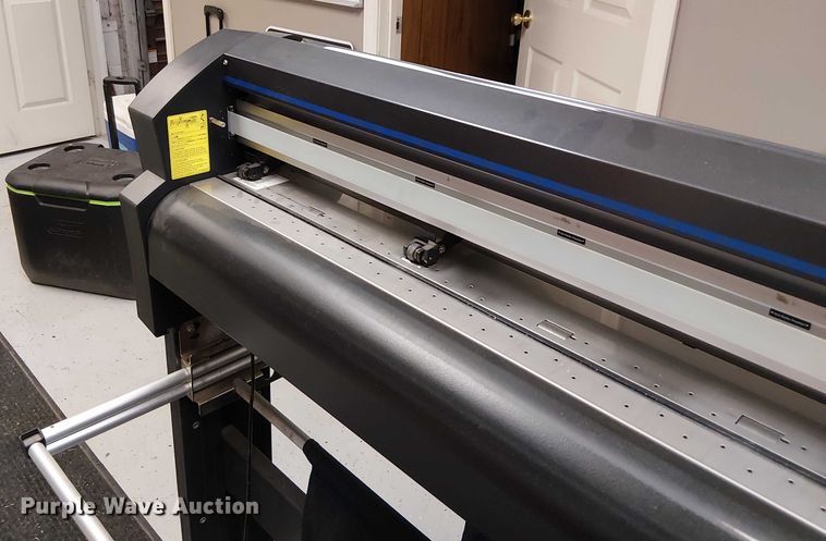 image for item FB4520 Graphtec FC8600-130 cutting plotter