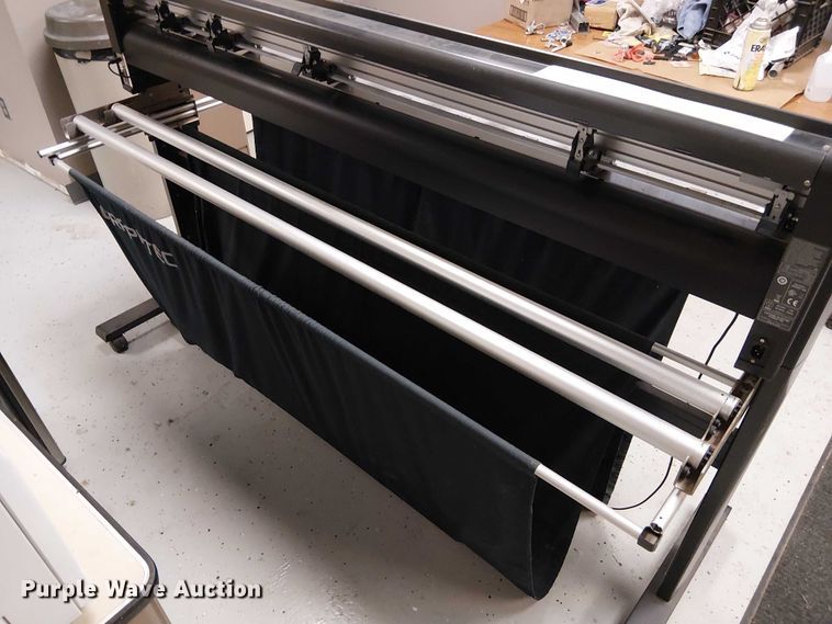 image for item FB4520 Graphtec FC8600-130 cutting plotter