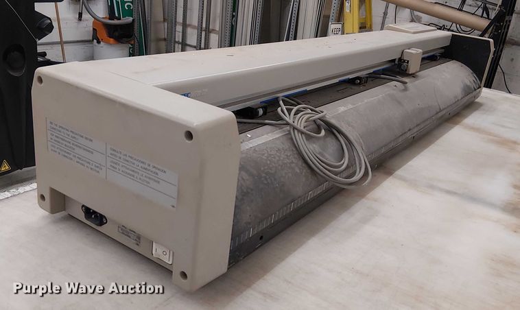 image for item FB4521 Graphtec FC3100-120 cutting plotter