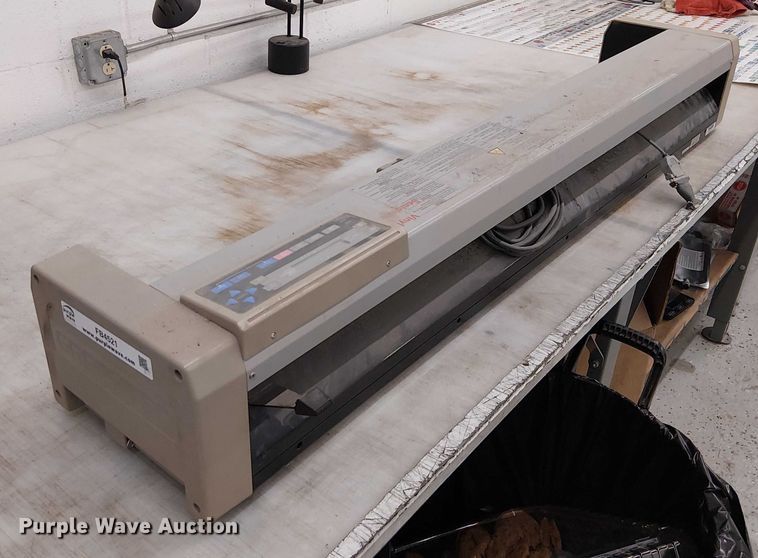 image for item FB4521 Graphtec FC3100-120 cutting plotter