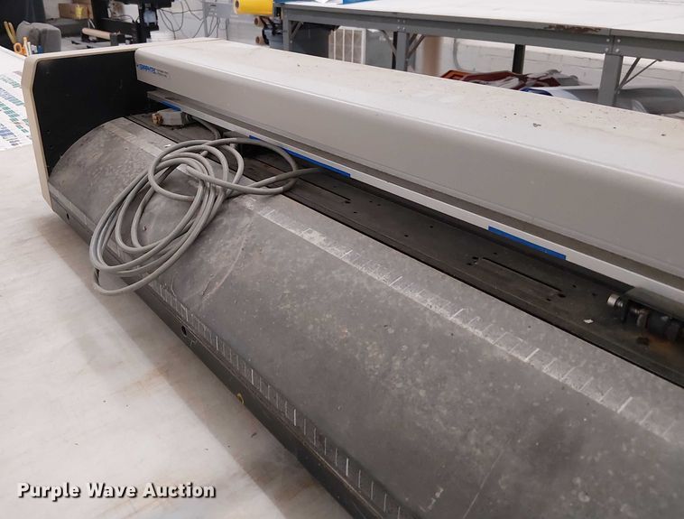 image for item FB4521 Graphtec FC3100-120 cutting plotter