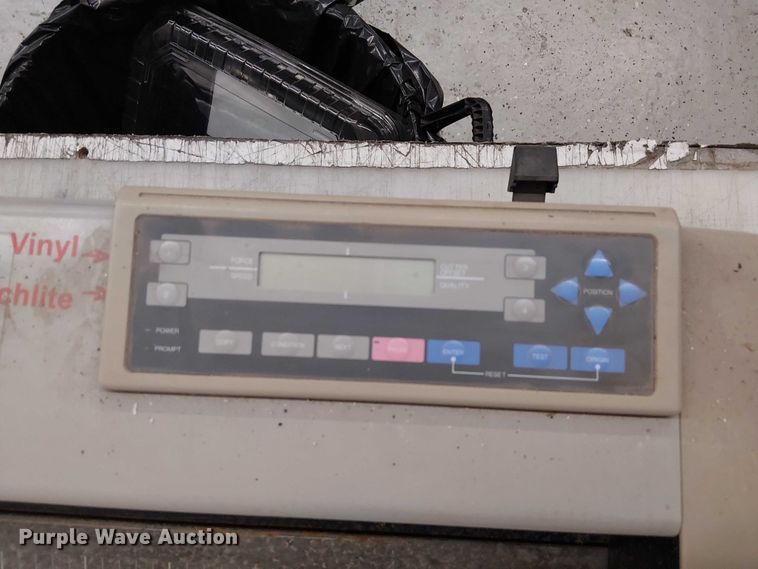 image for item FB4521 Graphtec FC3100-120 cutting plotter