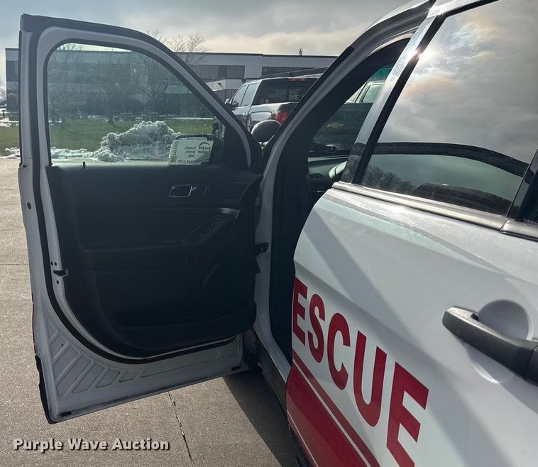 image for item FG1557 2015 Ford Explorer Police Interceptor SUV