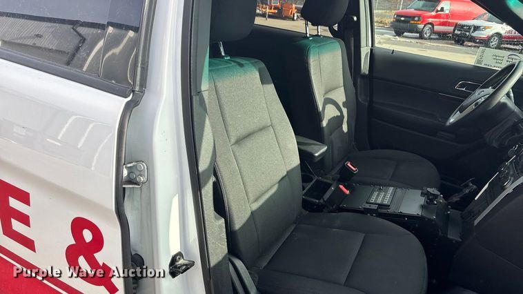 image for item FG1557 2015 Ford Explorer Police Interceptor SUV