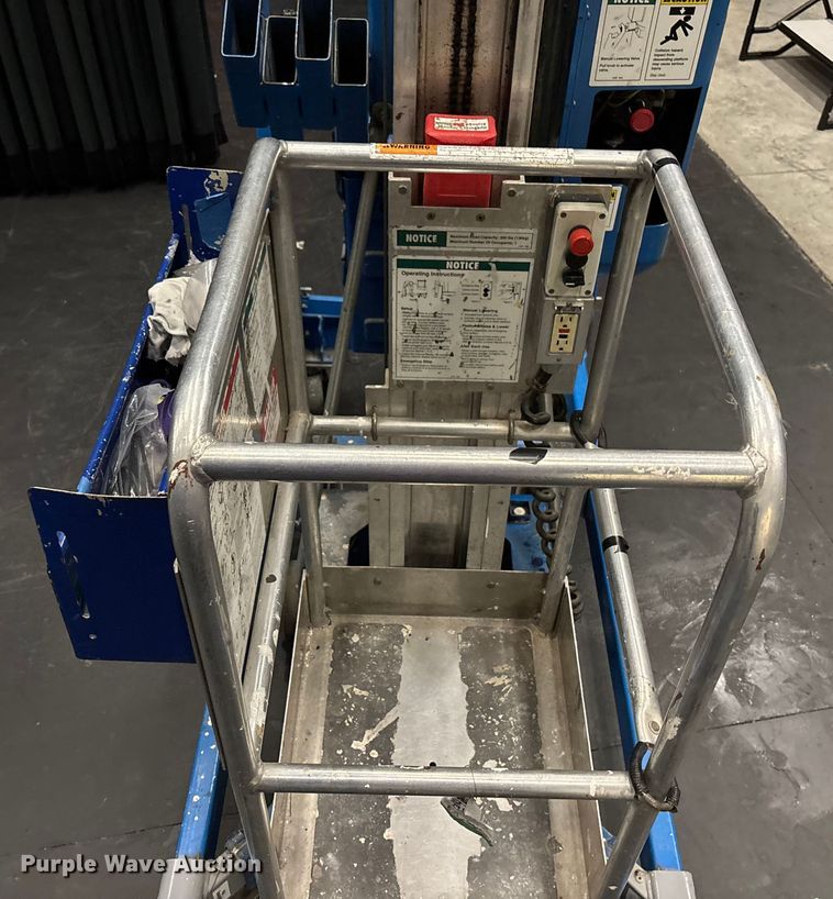 image for item FG1651 1998 Genie AWP-24 vertical lift