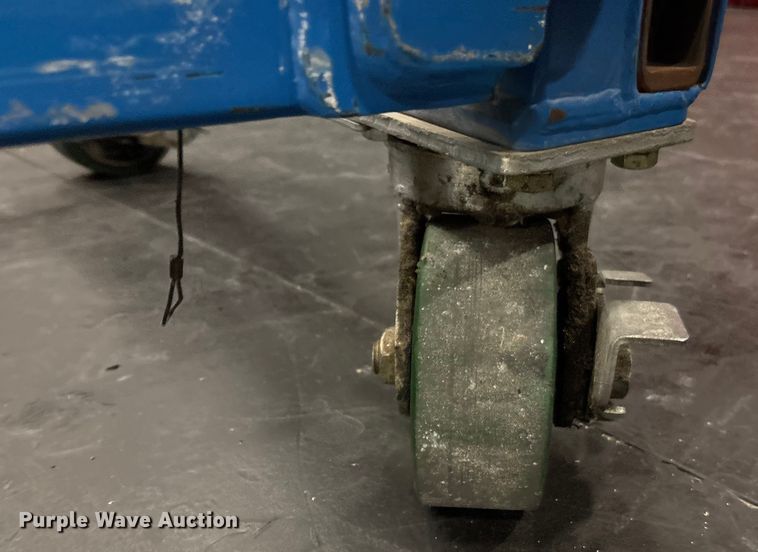 image for item FG1651 1998 Genie AWP-24 vertical lift