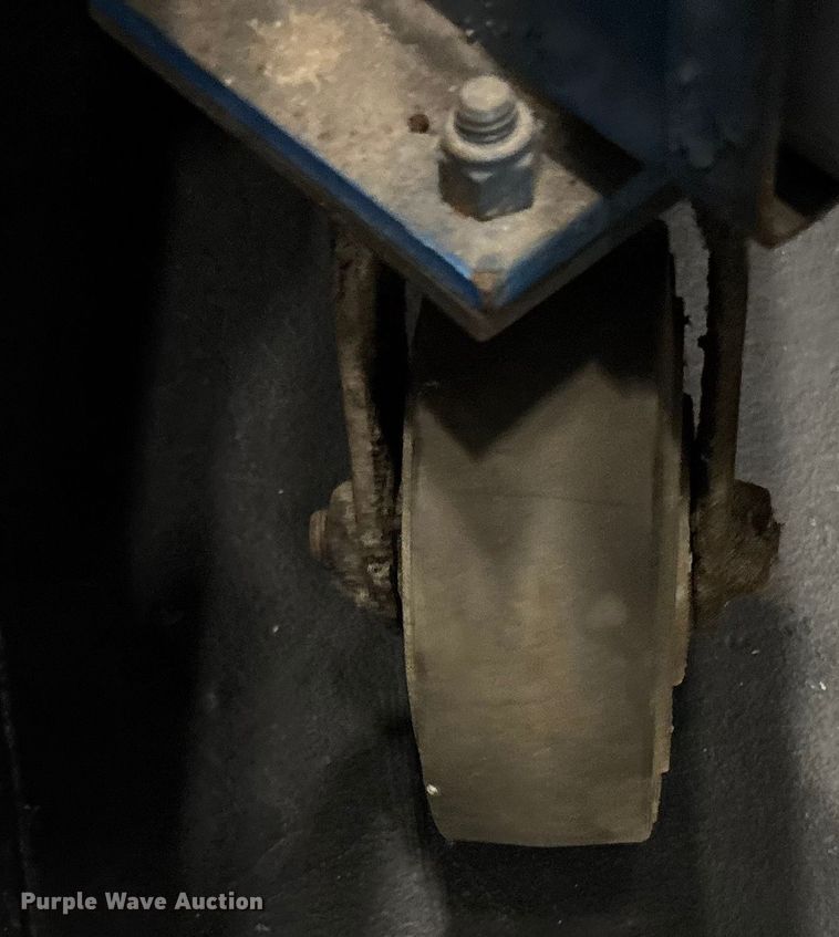 image for item FG1651 1998 Genie AWP-24 vertical lift