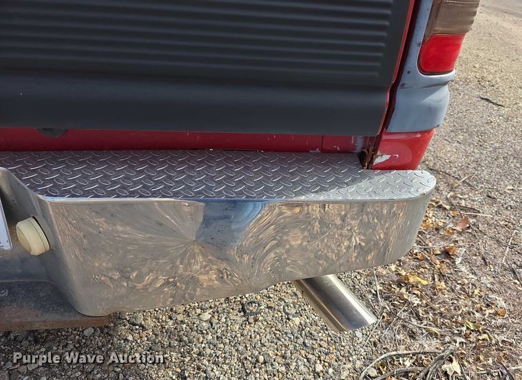 image for item FI0636 1996 Dodge Ram 1500 pickup truck