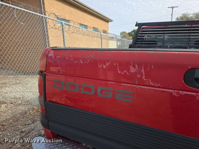image for item FI0636 1996 Dodge Ram 1500 pickup truck