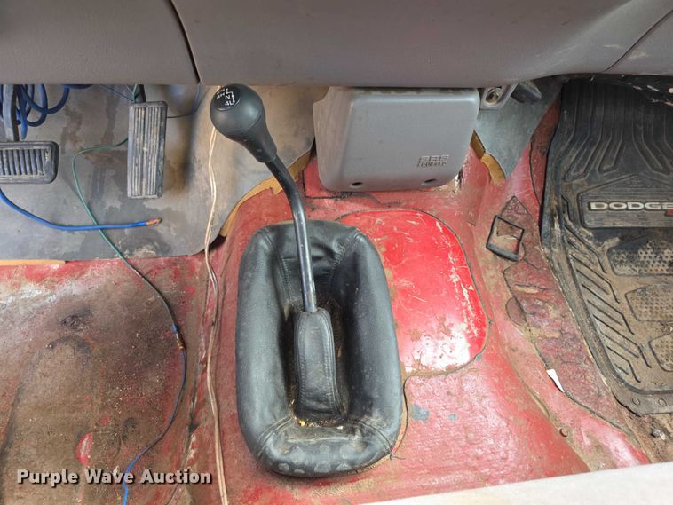 image for item FI0636 1996 Dodge Ram 1500 pickup truck