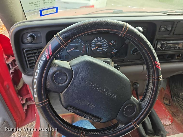 image for item FI0636 1996 Dodge Ram 1500 pickup truck